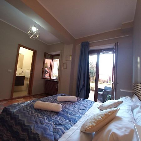 B&B Del Viale Л'Аквіла Екстер'єр фото